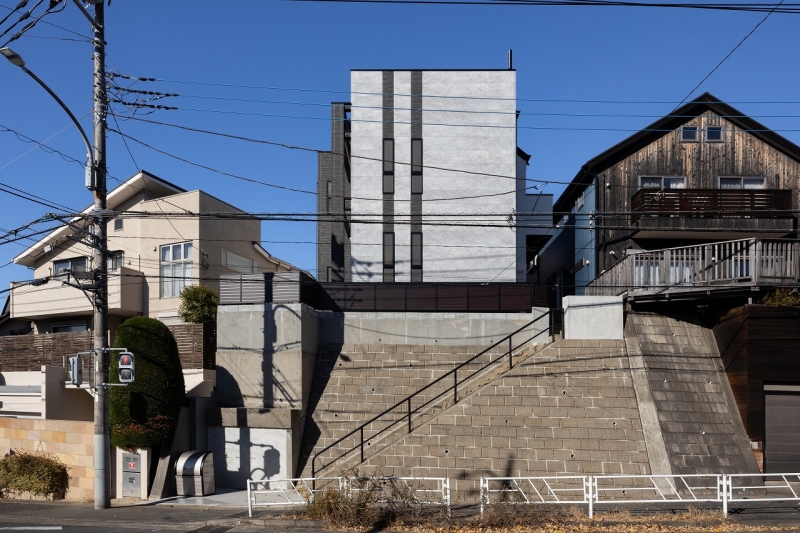 アザーレ・キュリオス市ヶ尾